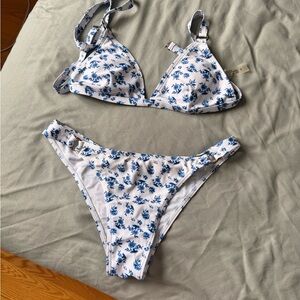 SHEIN Blue Floral Bikini
